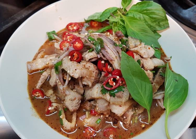 น้ำตกสามชั้น(pork belly)