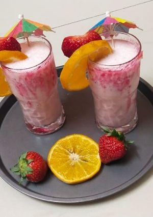 ફ્રુટી મીલ્ક ડેઝર્ટ (Fruity Milk Desert Recipe In Gujarati) રેસીપી મુખ્ય ફોટો