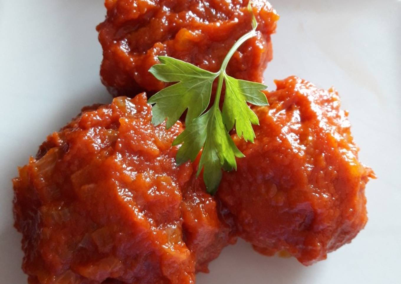 Albóndigas con tomate