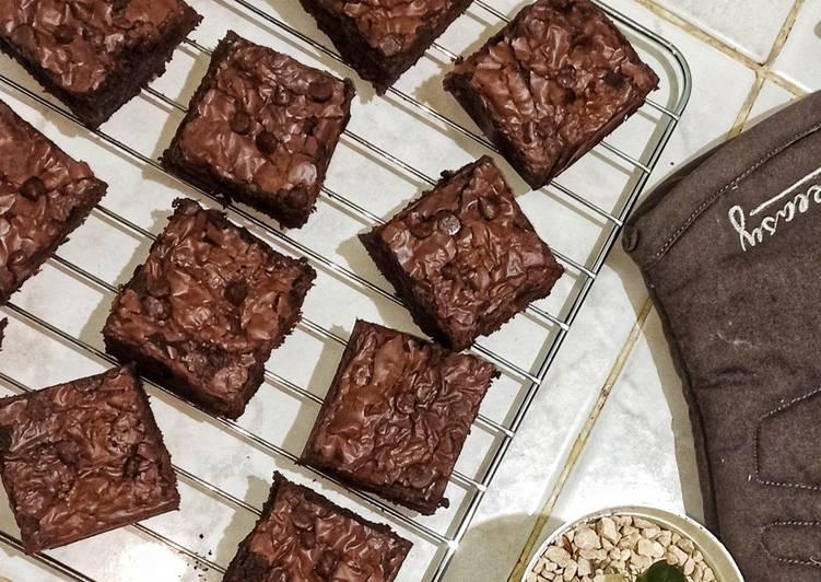 Langkah Mudah untuk Membuat Fudgy Brownies yang Lezat Sekali