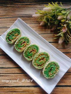 Foto resep 994. Mochi gulung (rasa pandan) isi kacang