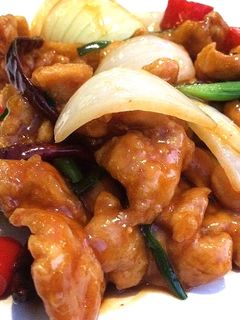 A picture of Stir-Fried Chicken with Cashew Nuts.