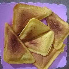 A picture of Vanilla sandwich cake.