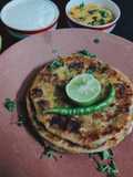પંજાબી આલૂ પરોઠા (Punjabi Aloo Paratha Recipe In Gujarati)