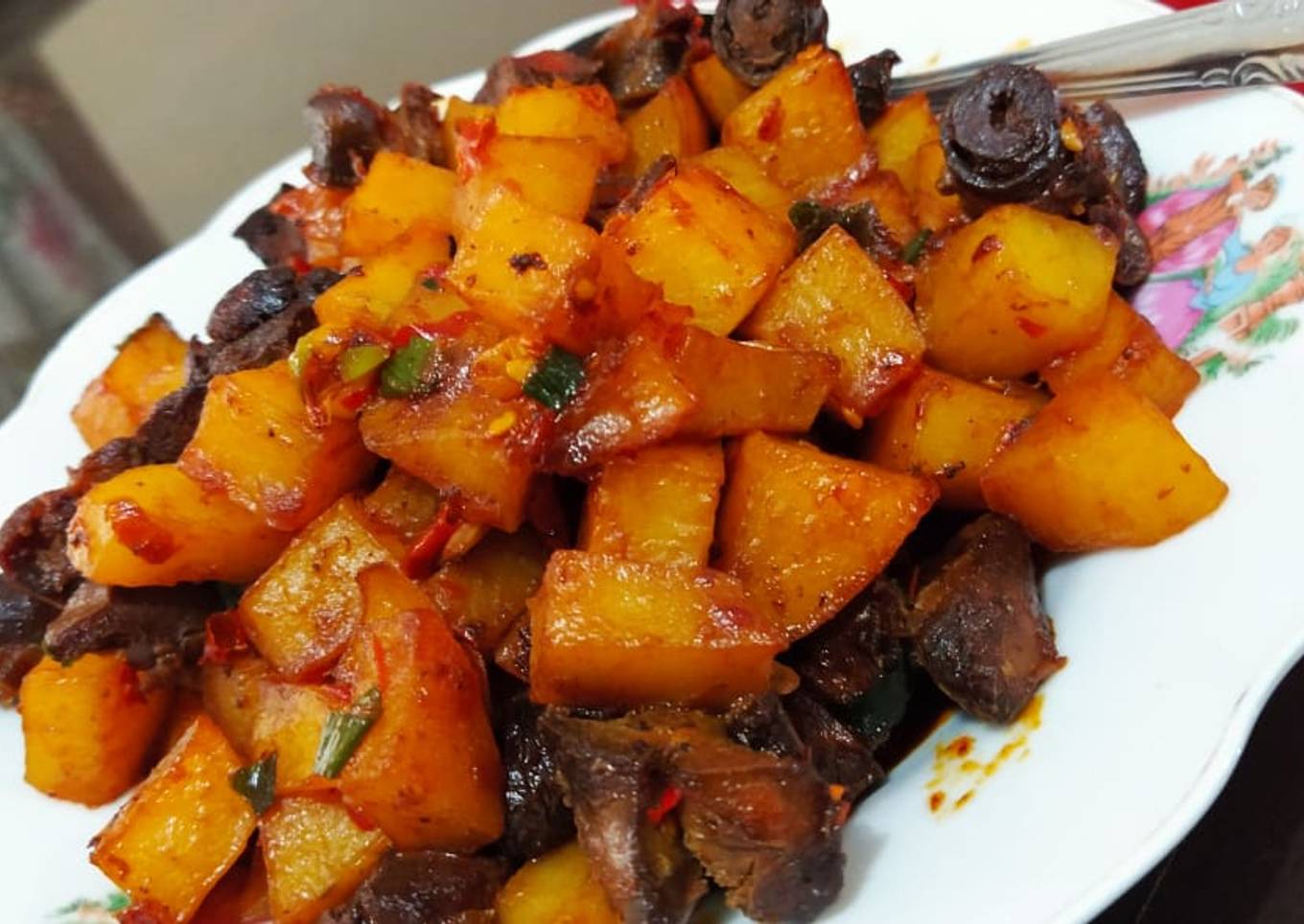 Balado kentang dan hati ayam