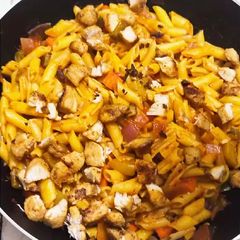 A picture of Smokey Shashlik Macaroni.