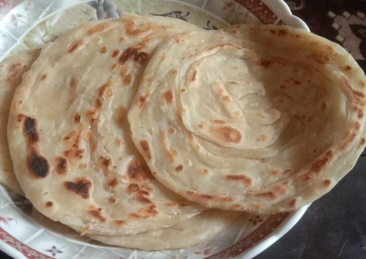 Lacha Paratha 🍽