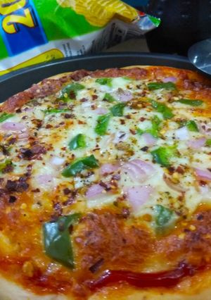 A picture of Veg pizza.
