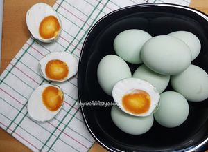 Foto resep CARA BUAT TELUR ASIN SENDIRI Hanya 3 Bahan | Homemade Salted Eggs