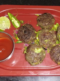 சோயா துகள்கள்/Soya Chunks (Soya thukalkal tecipe in tamil) செய்முறை முக்கிய புகைப்படம்