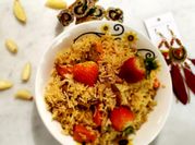 A picture of schezwan rice