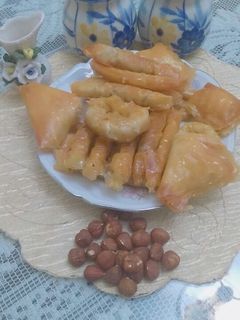 صورة لوصفة بقلاوه بحشوة البندق والسوداني حلو سهل وسريع ❤❤