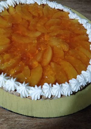 Una foto de Tarta de crema y duraznos sin azúcar apta diabéticos
