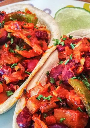 A picture of Flame-Roasted Bell Pepper and Seitan Chili Taco Boats (Vegan).