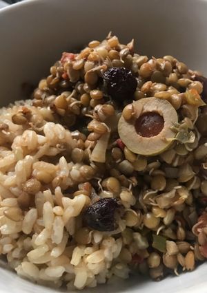 Una foto de Lentejas con sabores de picadillo cubano
