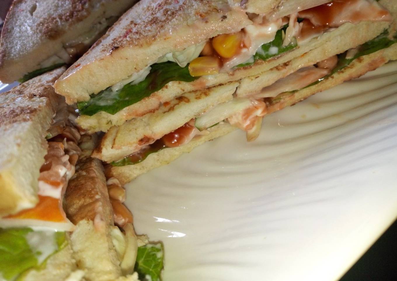 Toasted sandwich(By Xubeedat Cuisine)