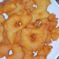 A picture of Funkaso with taushe soup.