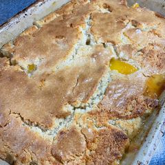A picture of Peach Cobbler.