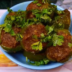 A picture of Stuffed capsicum.