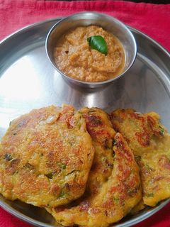 மசாலா பிரட்பான்கேக் 🥘🥘 (Masala bread pancake recipe in tamil) செய்முறை முக்கிய புகைப்படம்