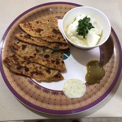A picture of Dal paranthas.