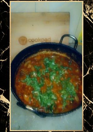 A picture of Lauki chanay ki daal.