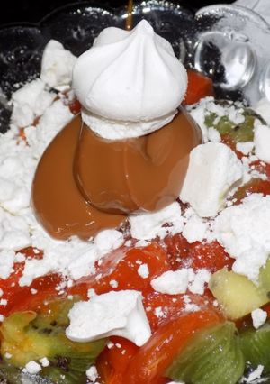 Una foto de Postre con frutas para todos