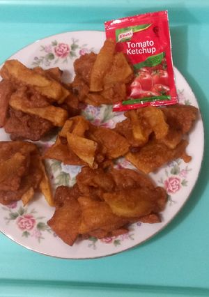 A picture of Aloo k pakoray.