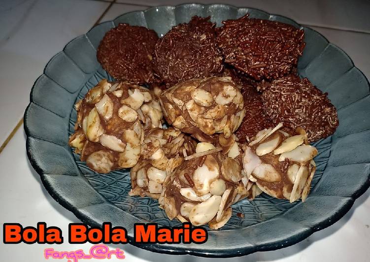Bola Bola Marie