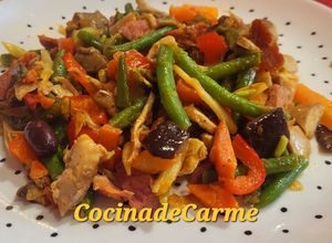 Foto principal de Salteado de pollo asado y verduras