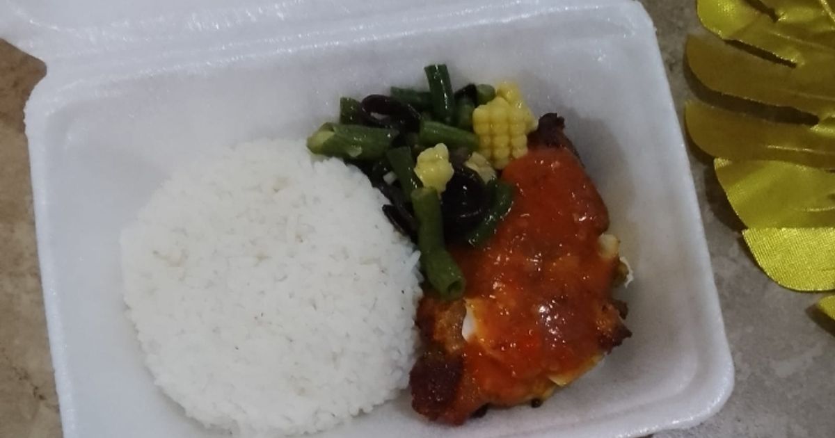 Nasi rames ayam penyet+tumisan