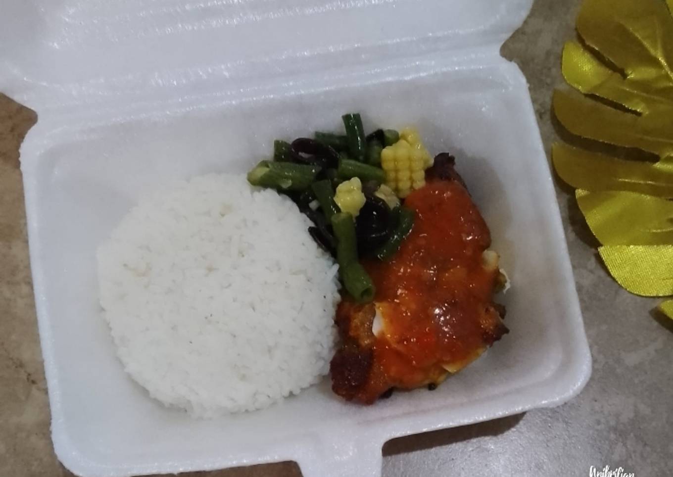 Nasi rames ayam penyet+tumisan