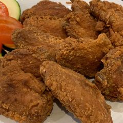 A picture of Fried chicken wings: Midnight Diner Series from Netflix.