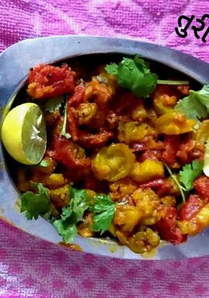 તુરીયા ટામેટા નું શાક (Turiya Tomato Shak Recipe In Gujarati) રેસીપી મુખ્ય ફોટો