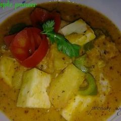 A picture of Tangy Pineapple paneer.