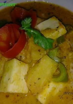 A picture of Tangy Pineapple paneer.