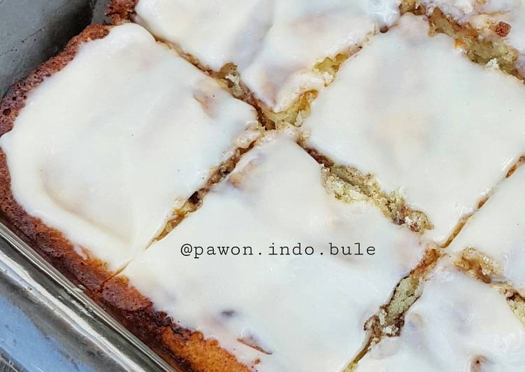 How to Prepare Award-winning Cinnamon Roll Cake