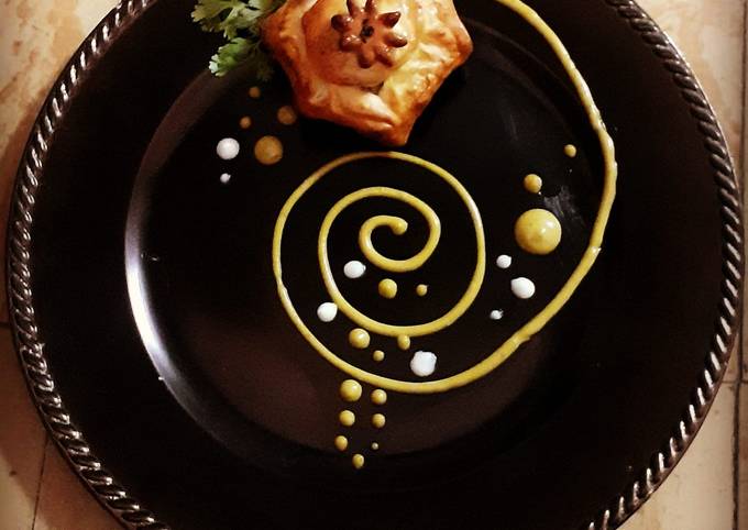 Recipe of Perfect Chicken Bun with honey mustard sauce