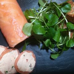 A picture of Smoked salmon paupiette.