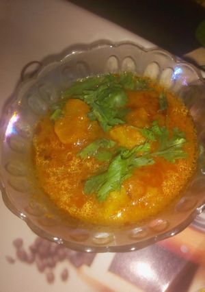 A picture of Gram flour curry.