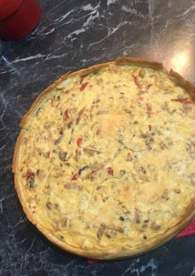 Una foto de Quiche de carne picada de pollo