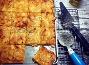 Foto resep Homemade Thin Crust Pizza (mozarella pizza)