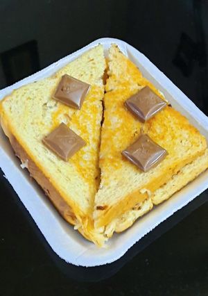 ચીઝ ચોકલેટ સેન્ડવીચ(Cheese chocolate sandwich recipe in gujarati રેસીપી મુખ્ય ફોટો