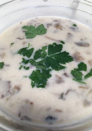A picture of Cream of Mushroom Soup.