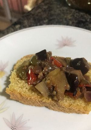 Una foto de Caponata al horno (nueva receta de berenjenas para mi)