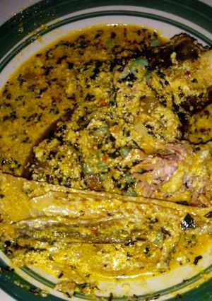 A picture of Egusi soup.