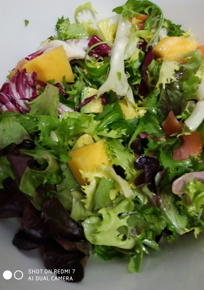 Una foto de Ensalada tropical