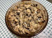 Une photo de aubergine volaille