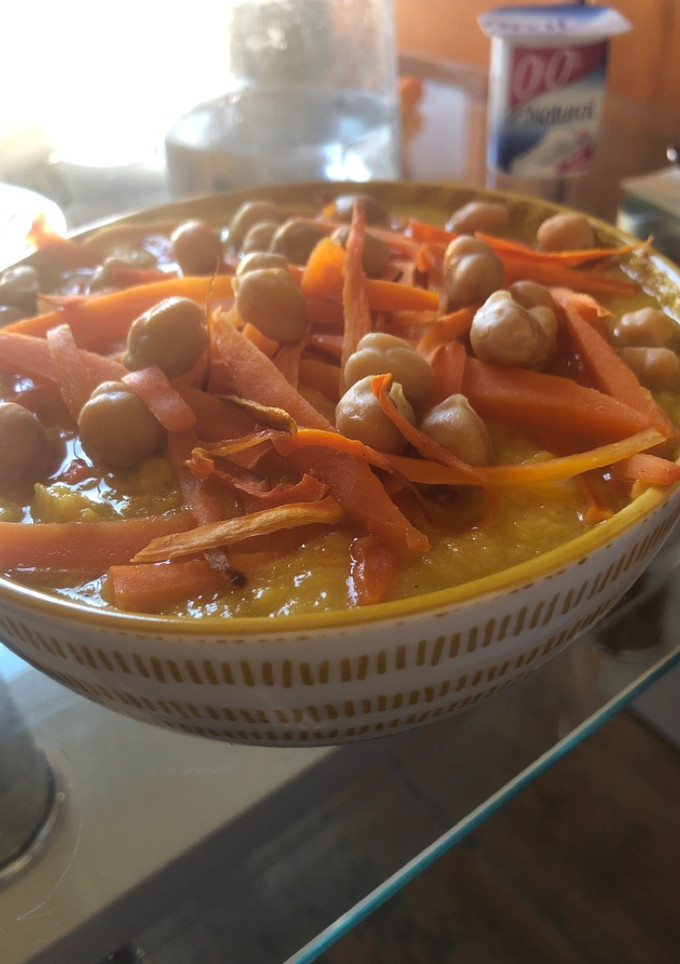 Una foto de 197. Crema de zanahoria y garbanzos (entrante crema)