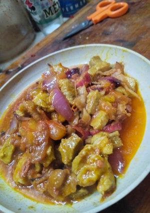 Una foto de Carne de res con verdura a la mantequilla